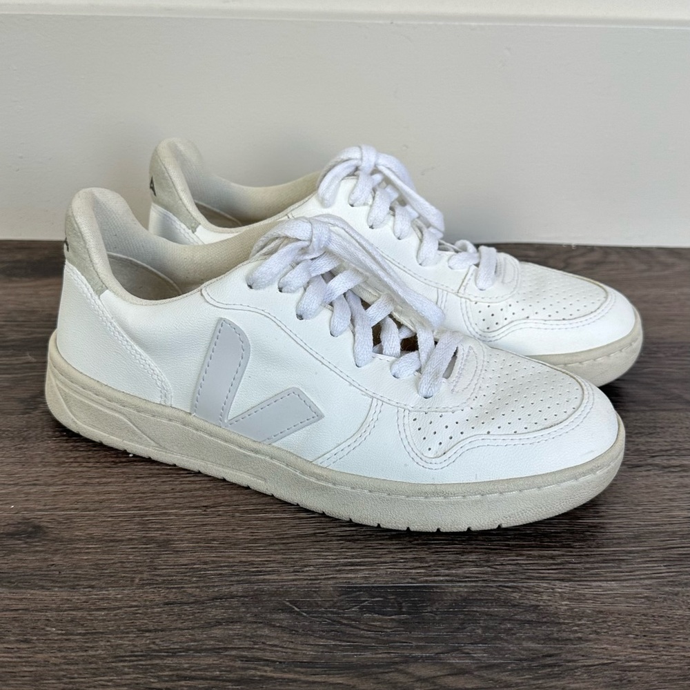 Veja Vegan V-10 CWL Sneakers White Natural - Size 37